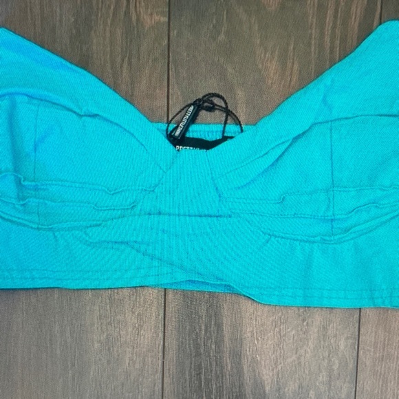 PrettyLittleThing Tops - PrettyLittleThing Turquoise Strapless Bandeau Bra
